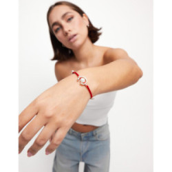 Uno de 50 Pulsera de hilo rojo con perla shell fornitura bañada en plata de ley.