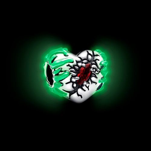 Charm Corazón que brilla en la oscuridad de Stranger Things Pandora