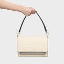 Bandolera mediana beige y gris Audree Saffiano