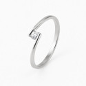Anillo de Oro Blanco con Circonita