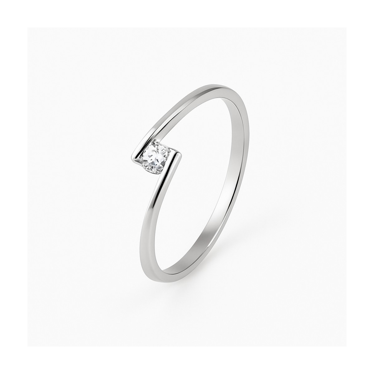 Anillo de Oro Blanco con Circonita