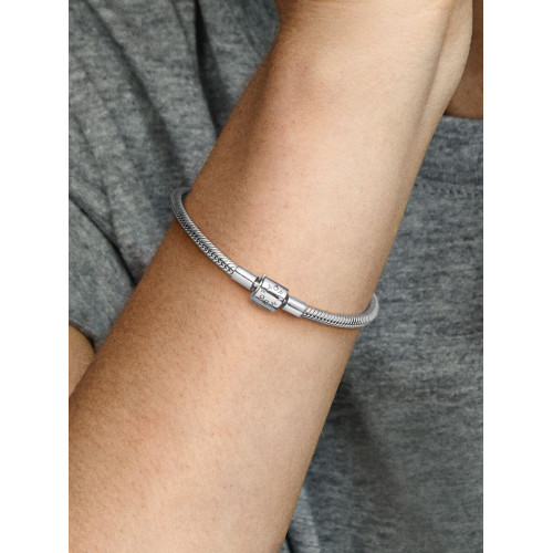 Pulsera Pandora Moments Cadena de Serpiente con Cierre de Barril PANDORA - 598816C00