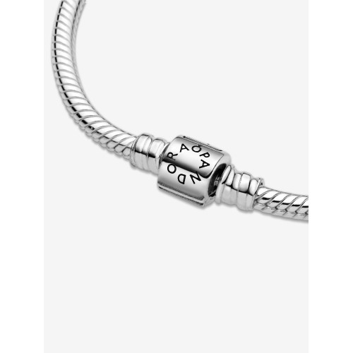 Pulsera Pandora Moments Cadena de Serpiente con Cierre de Barril PANDORA