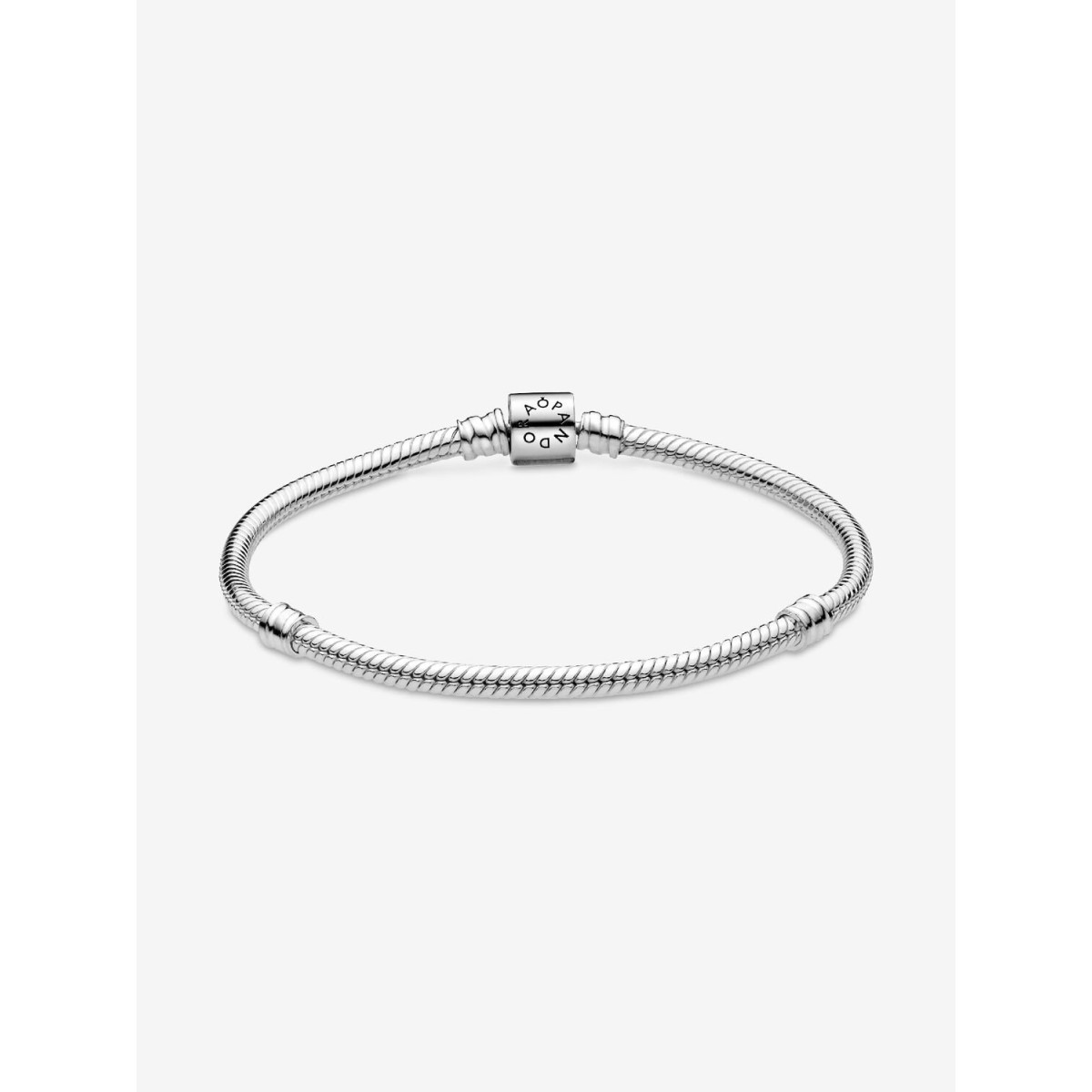 Pulsera Pandora Moments Cadena de Serpiente con Cierre de Barril PANDORA