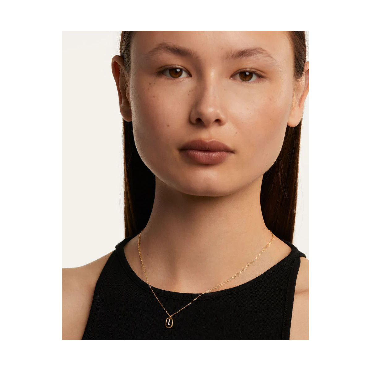 PdPaola Collar Mini Letra L