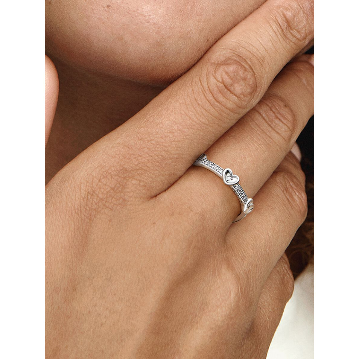 Pandora Anillo Corazones Radiantes Brillantes - 192496C01