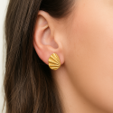 Pendientes de Oro de 18k con Diseño de Concha Abanico
