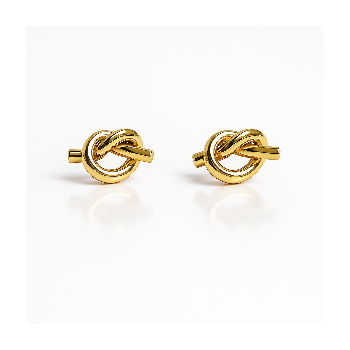 Pendientes de Oro con Diseño de Nudo