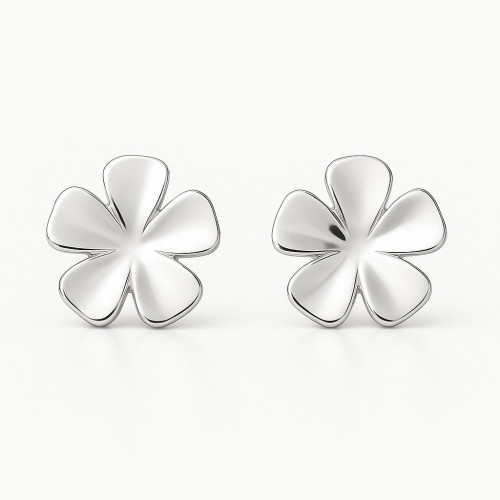 Pendientes florales en oro blanco