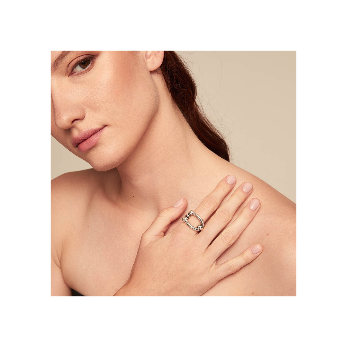 Anillo bañado en oro 18k UNO DE 50 - ANI0808ORO000