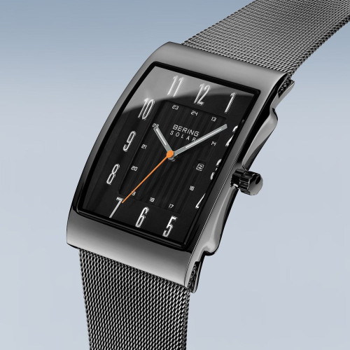 Reloj Solar, caja de acero inoxidable 33 BERING