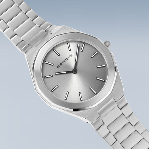 Reloj Classic, caja de acero inoxidable BERING