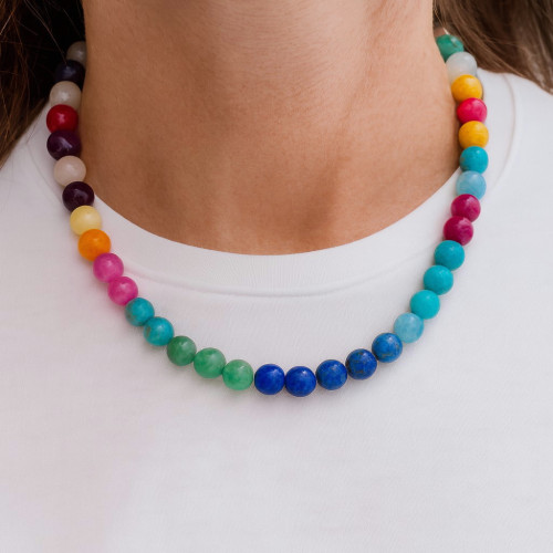 Collar multicolor de cristales facetados