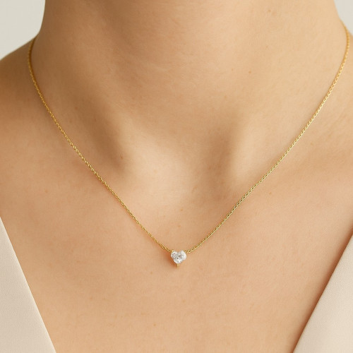 Collar Oro 9K con Circonita en Forma de Corazón