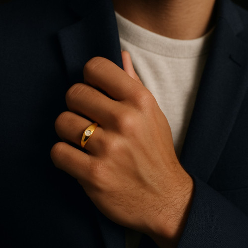 Anillo caballero con circonita engastada dorado - 107171.1