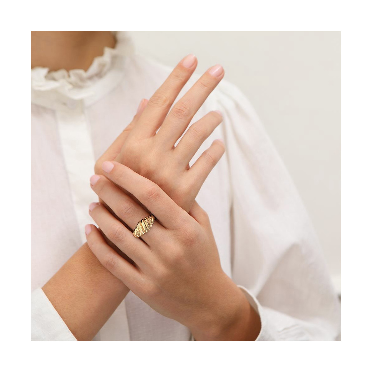 Anillo giratorio icónico, el atemporal LES GEORGETTES - 704464301000