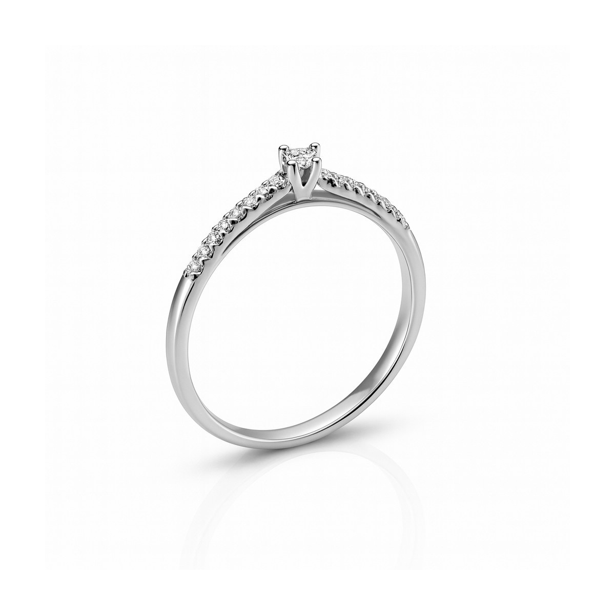 Anillo de oro blanco 18k con diamantes