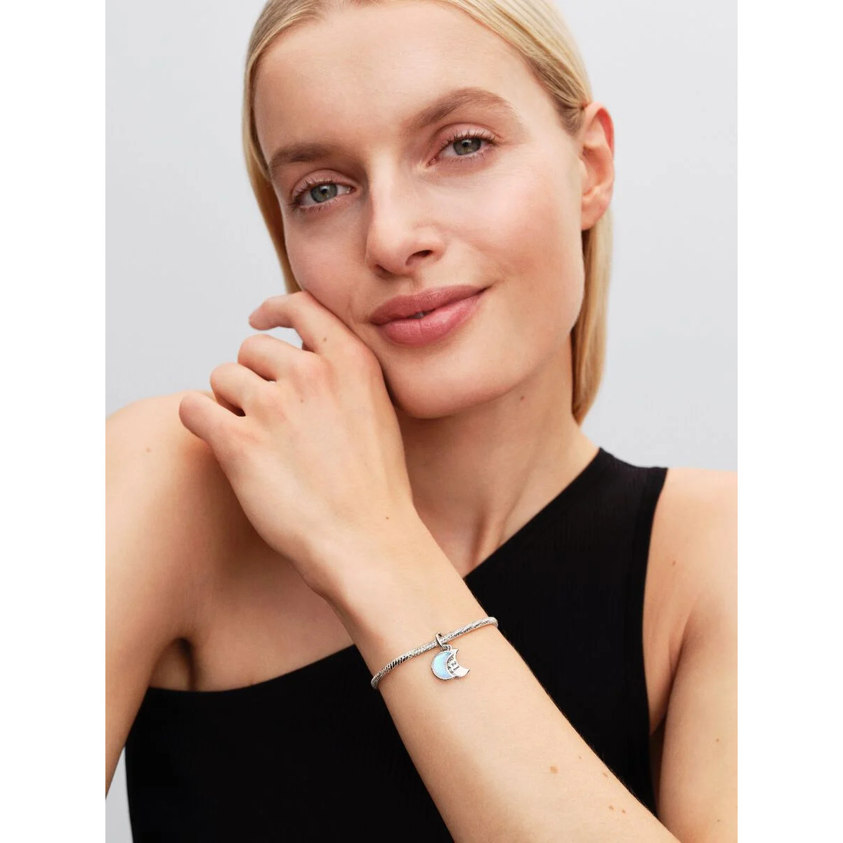 Charm Colgante Doble Luna CrecientePANDORA Charm Colgante Doble Luna CrecientePANDORA