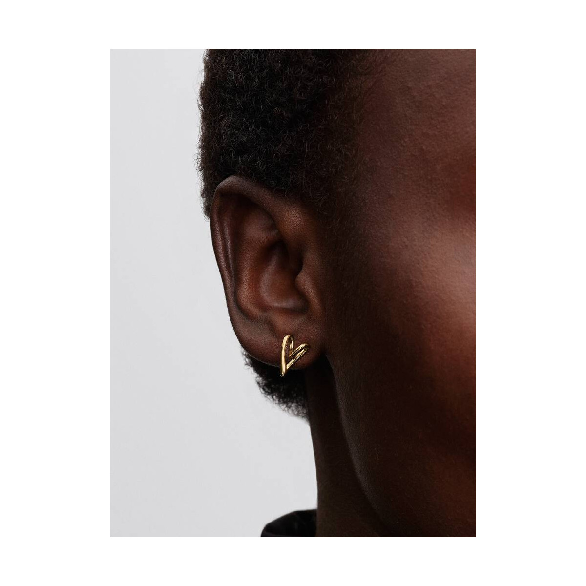 Pendientes de Botón Corazón Pequeño Forma OrgánicaPANDORA