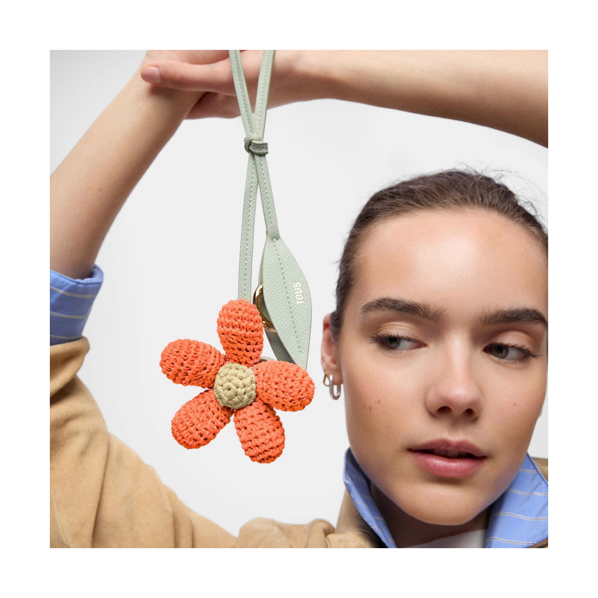 Llavero charm daisy naranja TOUS Icons