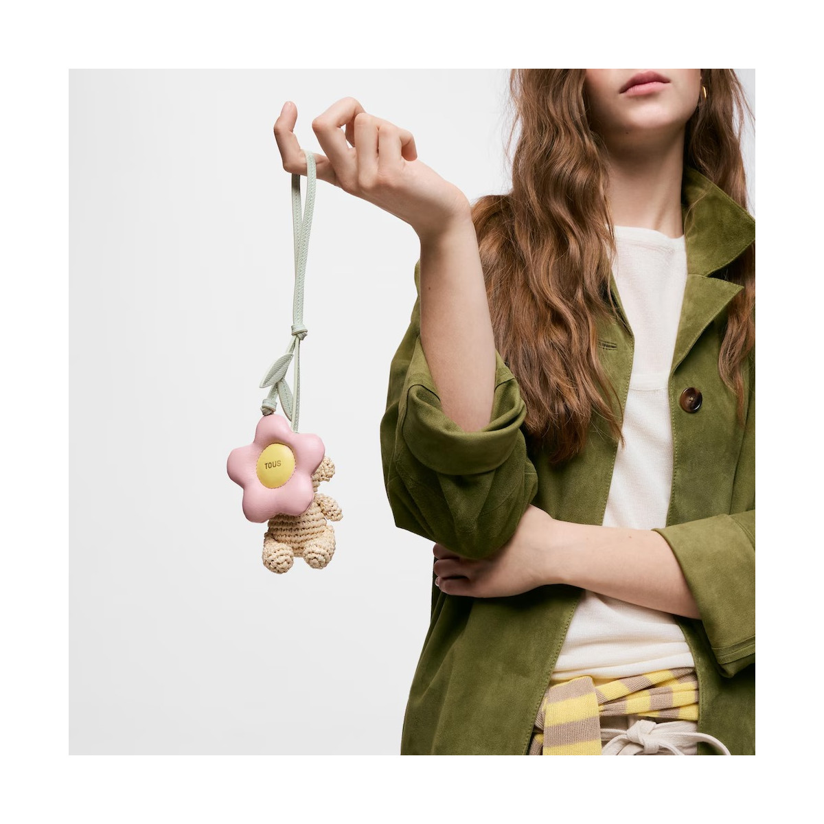 Llavero charm oso y flor rosa TOUS Icons