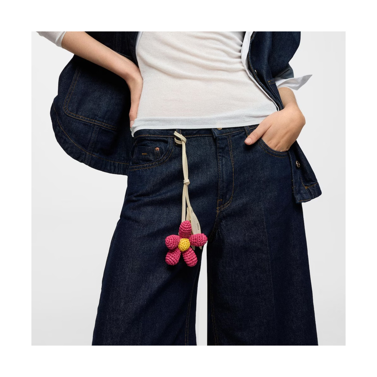 Llavero charm daisy fucsia TOUS Icons